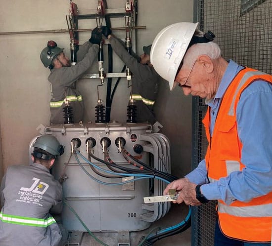 manutencao2 Manutenção Elétrica para Empresas - JD Elétrica Empresarial - Carazinho/RS